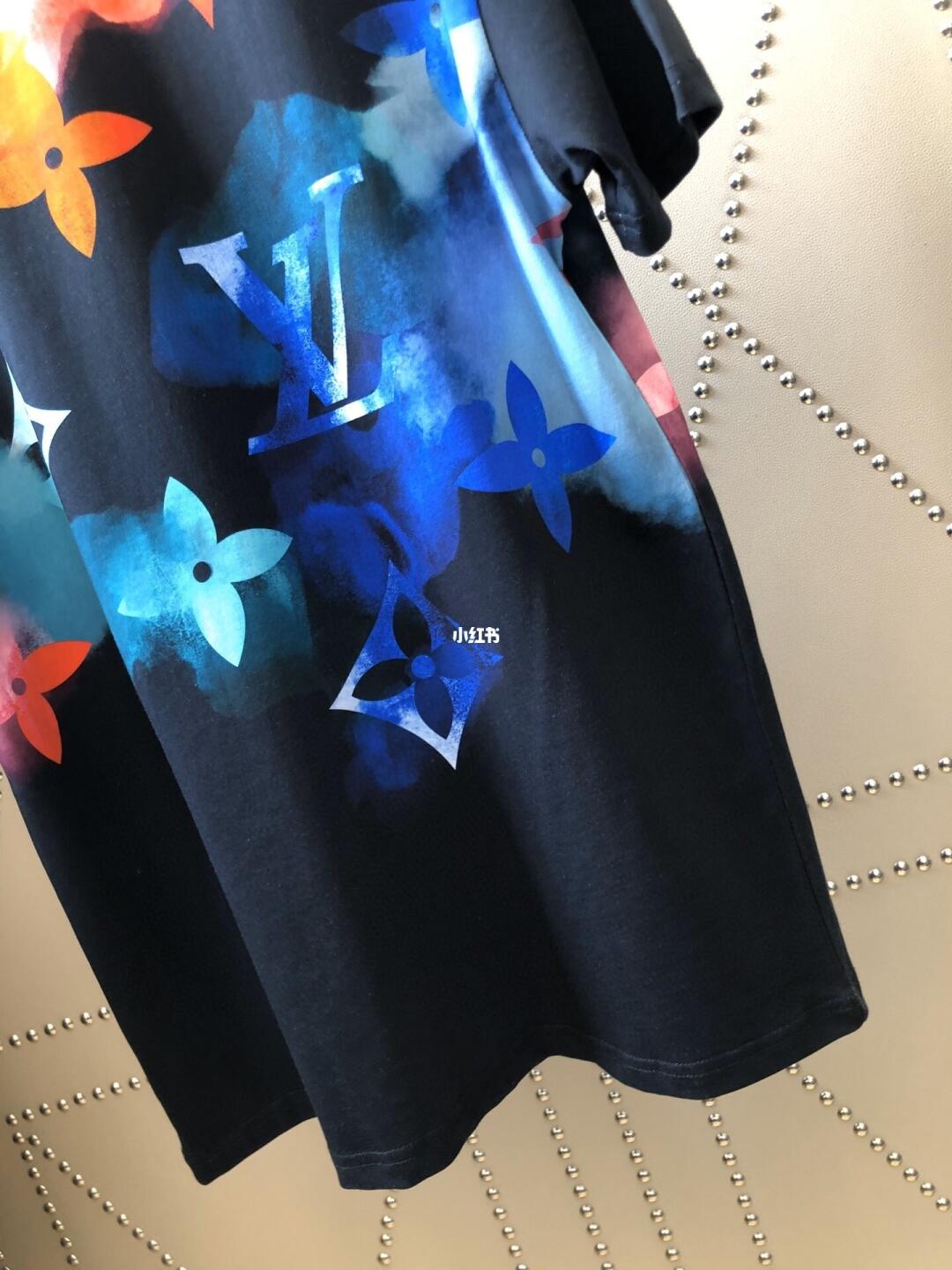 哇,這個lv大logo太好看了吧!_logo_涂鴉_泉州.